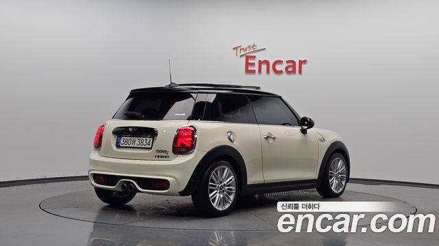 Mini Cooper Standard Third Generation — пробег 57 266 км — фото 2 из 5