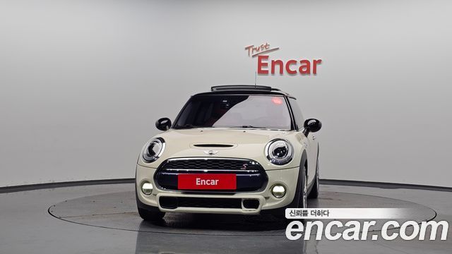 Mini Cooper Standard Third Generation — пробег 57 266 км — фото 3 из 5