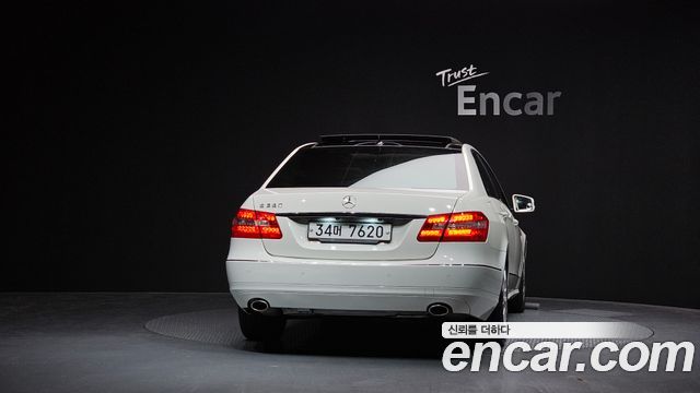 Mercedes-Benz E-Class из Кореи Encar