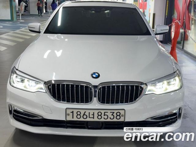 BMW 5-Series 530i xDrive Luxury Plus — пробег 74 615 км — фото 3 из 5