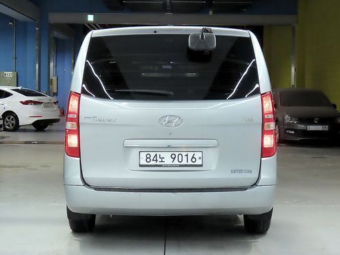 Hyundai Starex 5-Seater VAN CVX Luxury — пробег 153 410 км — фото 3 из 5
