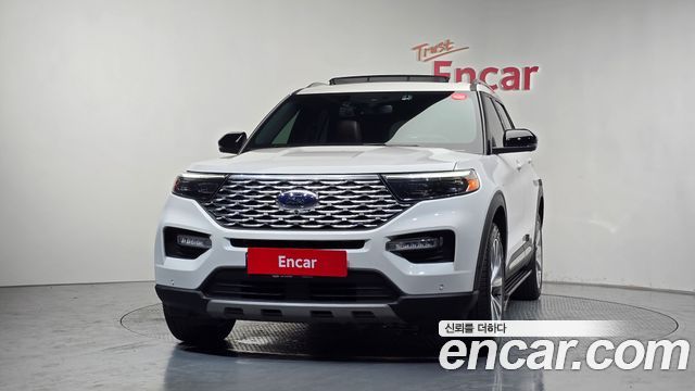 Ford Explorer 3.0 Platinum 4WD — пробег 66 794 км — фото 3 из 5