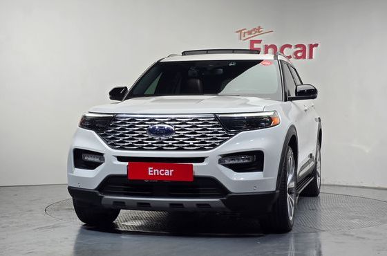 Ford Explorer 3.0 Platinum 4WD — пробег 66 794 км — фото 3 из 5