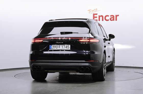 Porsche Cayenne 3.0 — пробег 65 434 км — фото 4 из 5