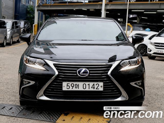 Lexus ES Supreme XV60 — пробег 178 377 км — фото 1 из 5