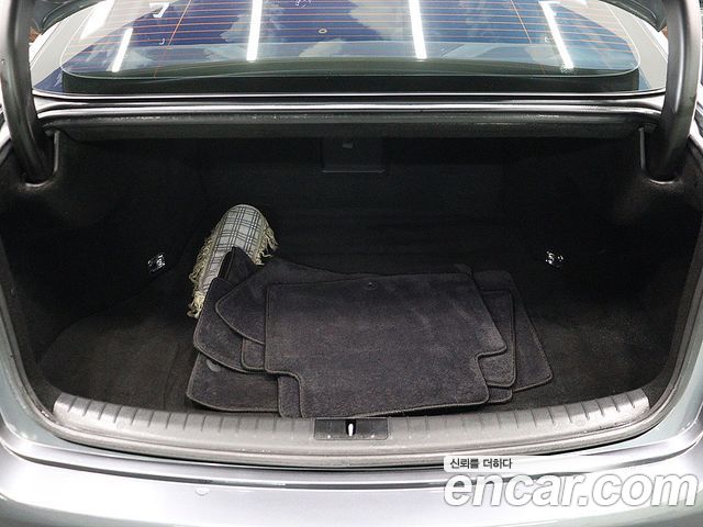 Hyundai Genesis из Кореи Encar