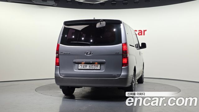 Hyundai Starex 4WD 12-Seater Wagon Modern Special — пробег 88 361 км — фото 4 из 5
