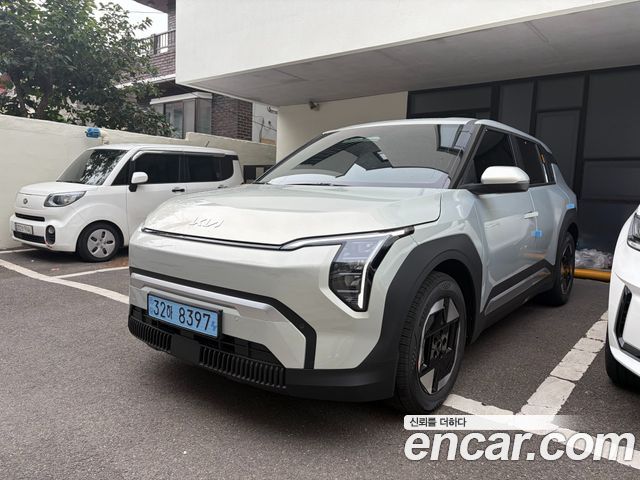 Kia EV3 Long Range 2WD AIr — пробег 624 км — фото 3 из 5