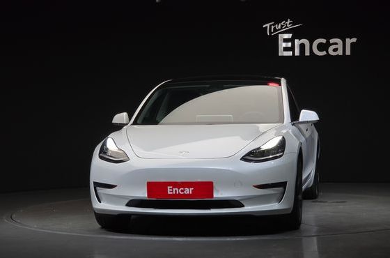 Tesla Model 3 Standard Range Plue RWD — пробег 79 562 км — фото 3 из 5