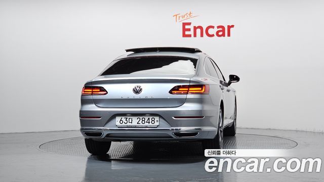 Volkswagen Arteon 2.0 TDI Premium — пробег 82 194 км — фото 4 из 5
