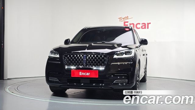 Lincoln Aviator 3.0 PHEV GT AWD — пробег 69 235 км — фото 3 из 5
