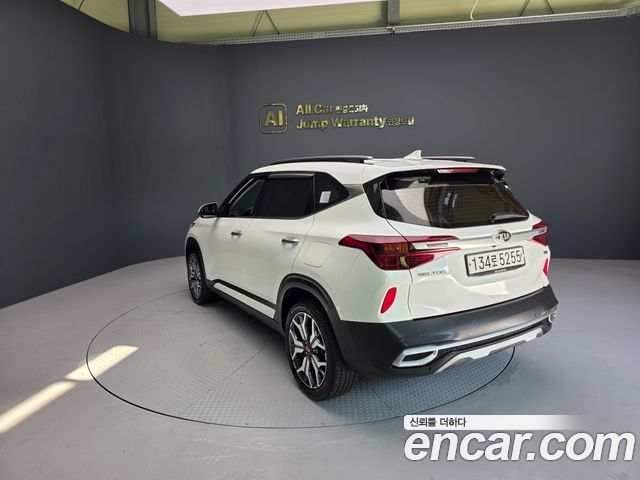 Kia Seltos из Кореи Encar