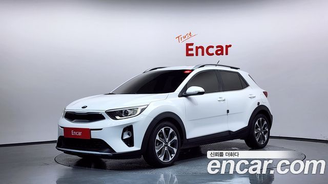 Kia Stonic из Кореи Encar