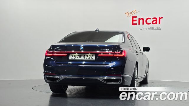 BMW 7-Series 730d xDrive Design Pure Excellence — пробег 179 502 км — фото 4 из 5