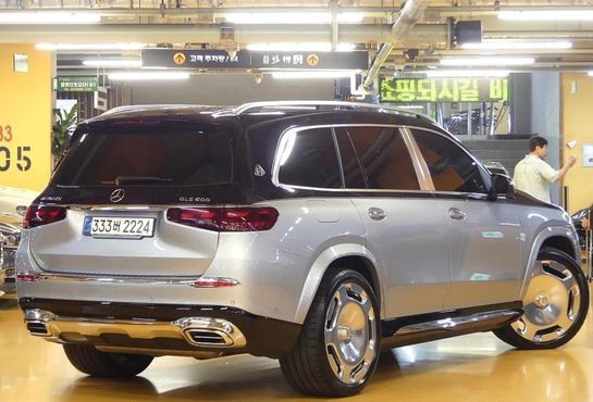 Mercedes-Benz GLS-Class Maybach GLS600 4MATIC Manufakur — пробег 13 000 км — фото 2 из 5