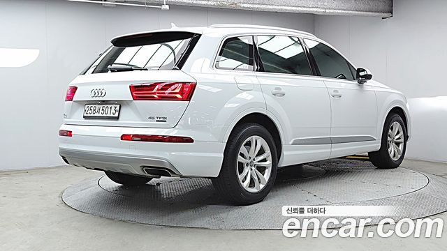 Audi Q7 45 TFSI Quattro — пробег 97 493 км — фото 2 из 5