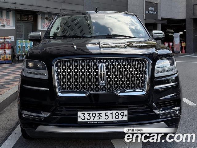 Lincoln Navigator 3.5L Black Label — пробег 104 000 км — фото 2 из 5