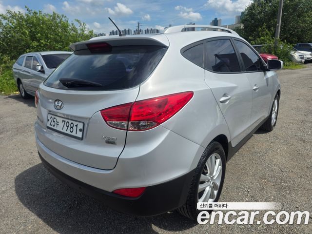 Hyundai Tucson Diesel 2WD X20 Luxury — пробег 115 612 км — фото 2 из 5