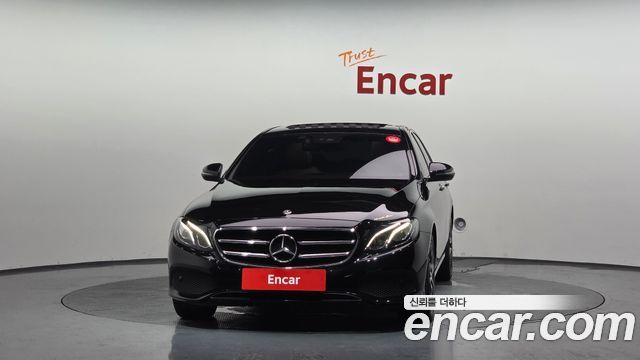 Mercedes-Benz E-Class из Кореи Encar