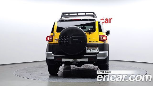 Toyota FJ Cruiser из Кореи Encar