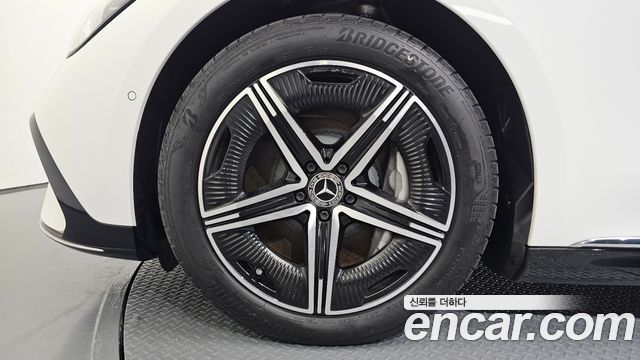 Mercedes-Benz EQE из Кореи Encar