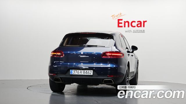 Porsche Macan из Кореи Encar
