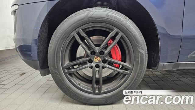 Porsche Macan из Кореи Encar