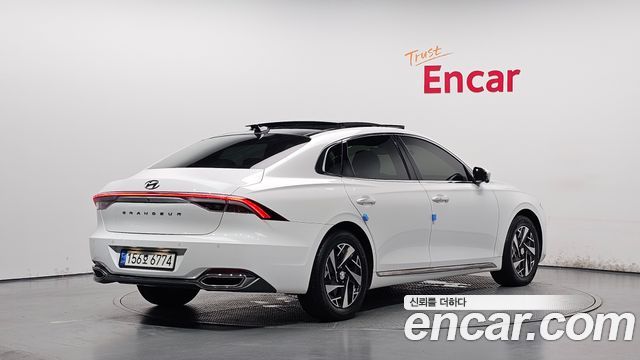 Hyundai Grandeur из Кореи Encar
