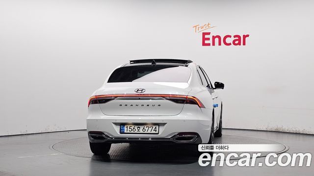 Hyundai Grandeur из Кореи Encar