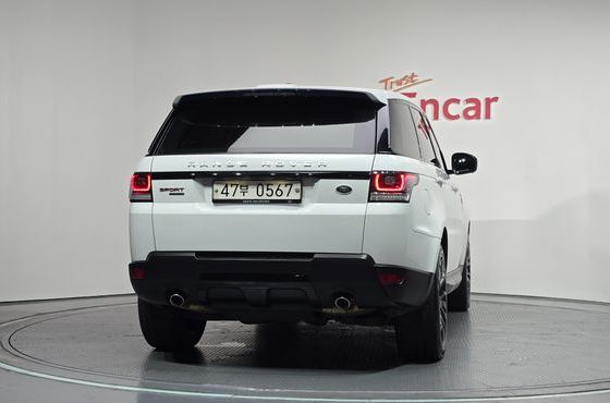Land Rover Range Rover Sport 3.0 SDV6 HSE Dynamic — пробег 116 024 км — фото 4 из 5