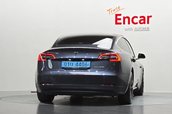 Tesla Model 3 Long Range AWD — пробег 89 230 км — фото 4 из 5