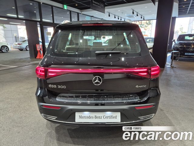 Mercedes-Benz EQB из Кореи Encar