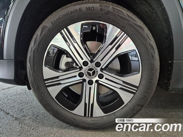 Mercedes-Benz EQB из Кореи Encar