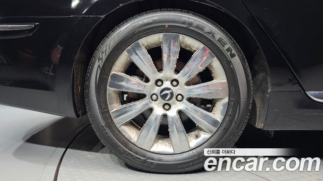 Hyundai Equus из Кореи Encar
