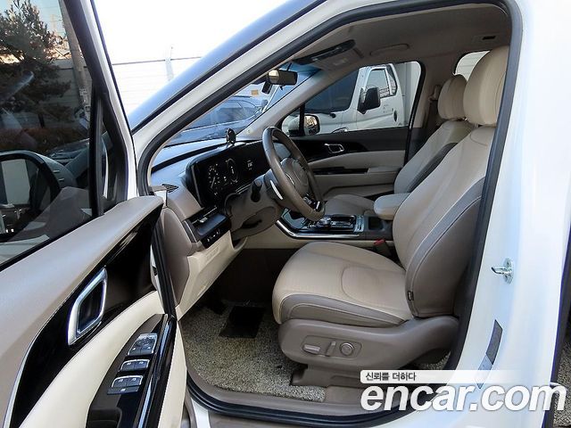 Kia Carnival 9-Seater Noblesse — пробег 92 700 км — фото 5 из 5