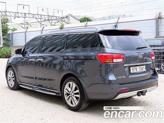 Kia Carnival из Кореи Encar