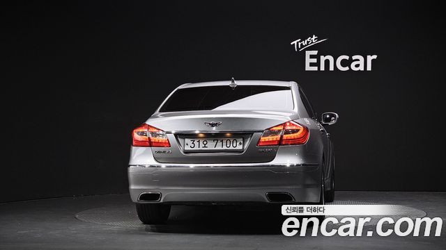 Hyundai Genesis из Кореи Encar