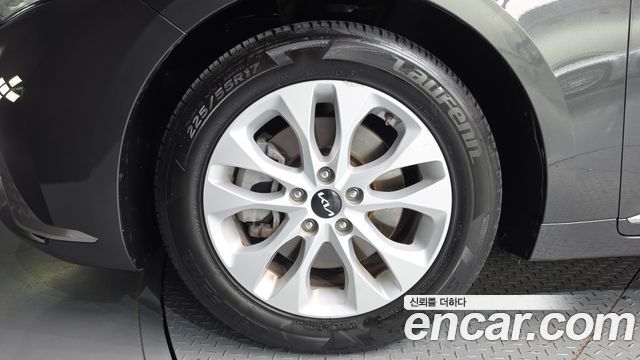 Kia K8 из Кореи Encar