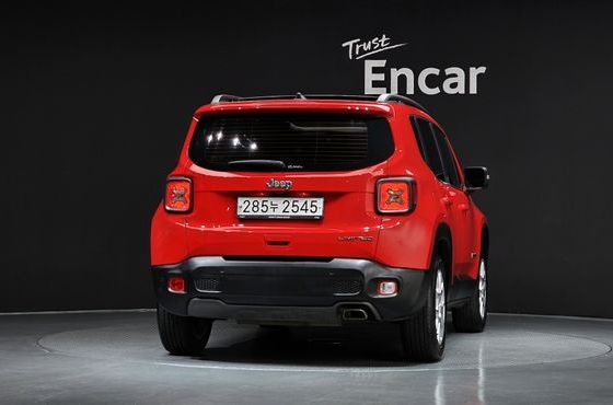 Jeep Renegade 2.4 Limited — пробег 64 733 км — фото 4 из 5