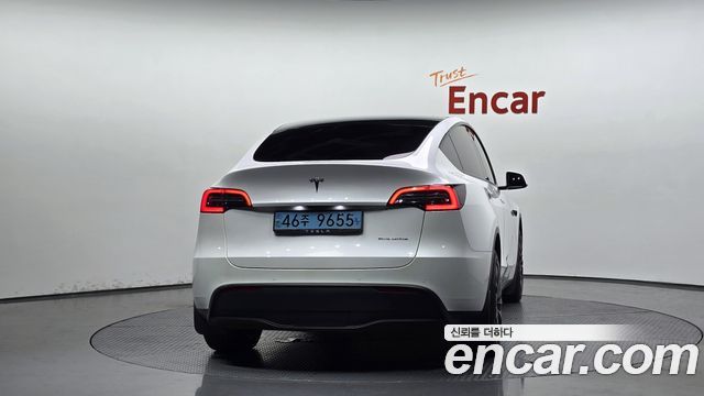 Tesla Model Y Long Range AWD — пробег 98 059 км — фото 4 из 5