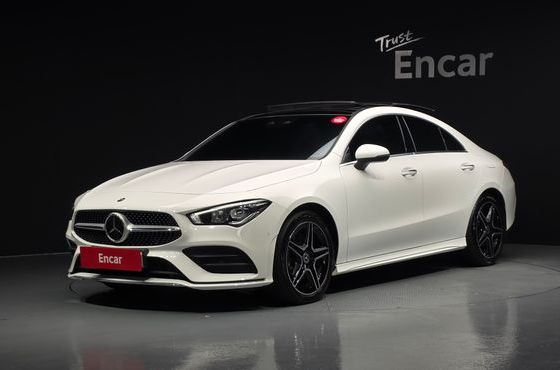 Mercedes-Benz CLA-Class CLA250 4MATIC — пробег 15 081 км — фото 1 из 5