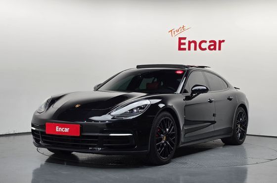 Porsche Panamera 3.0 AWD — пробег 157 486 км — фото 1 из 5