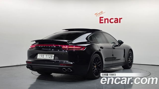 Porsche Panamera 3.0 AWD — пробег 157 486 км — фото 2 из 5