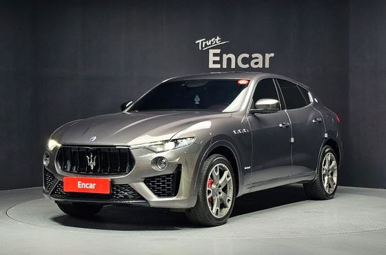 Maserati Levante 3.0 AWD GranSport — пробег 96 699 км — фото 1 из 5