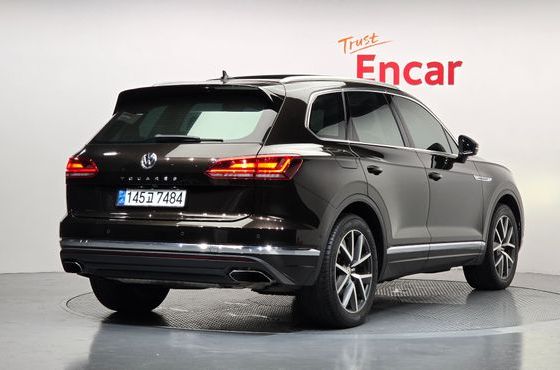 Volkswagen Touareg 3.0 TDI Prestige — пробег 144 237 км — фото 2 из 5
