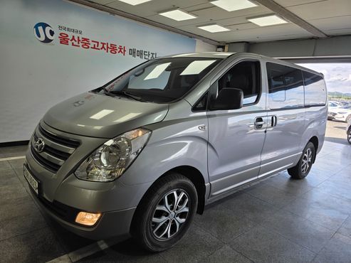 Hyundai Starex 4WD 11-Seater Wagon Modern Special — пробег 76 000 км — фото 1 из 5
