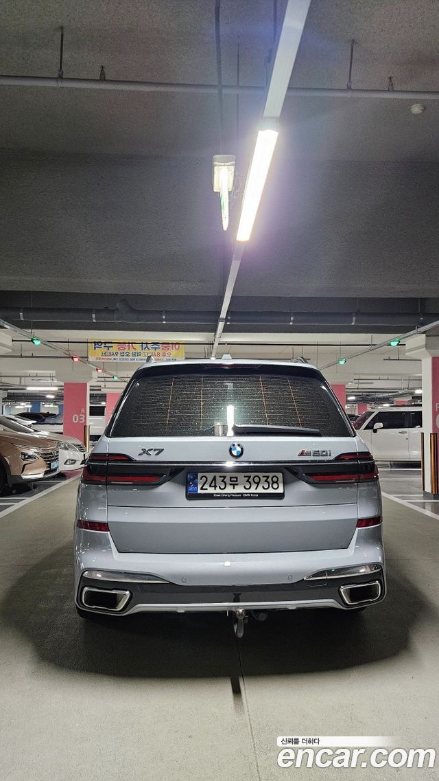BMW X7 xDrive 40i M Sport 6STR — пробег 40 000 км — фото 2 из 5
