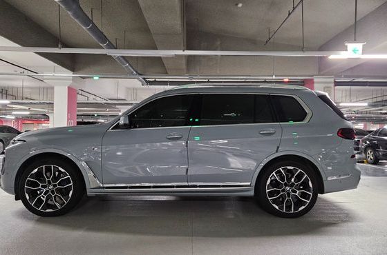 BMW X7 xDrive 40i M Sport 6STR — пробег 40 000 км — фото 3 из 5