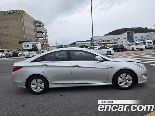 Hyundai Sonata 2.0 Premier — пробег 136 826 км — фото 3 из 5
