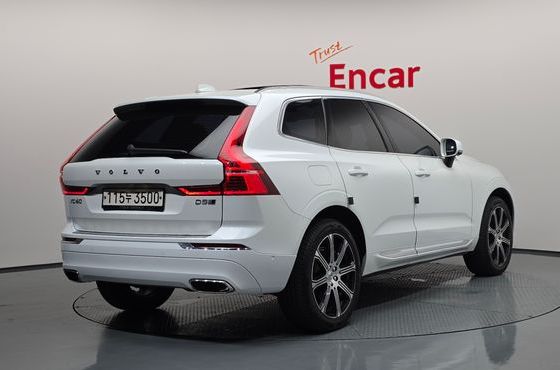 Volvo XC60 D5 Inscription — пробег 178 428 км — фото 2 из 5